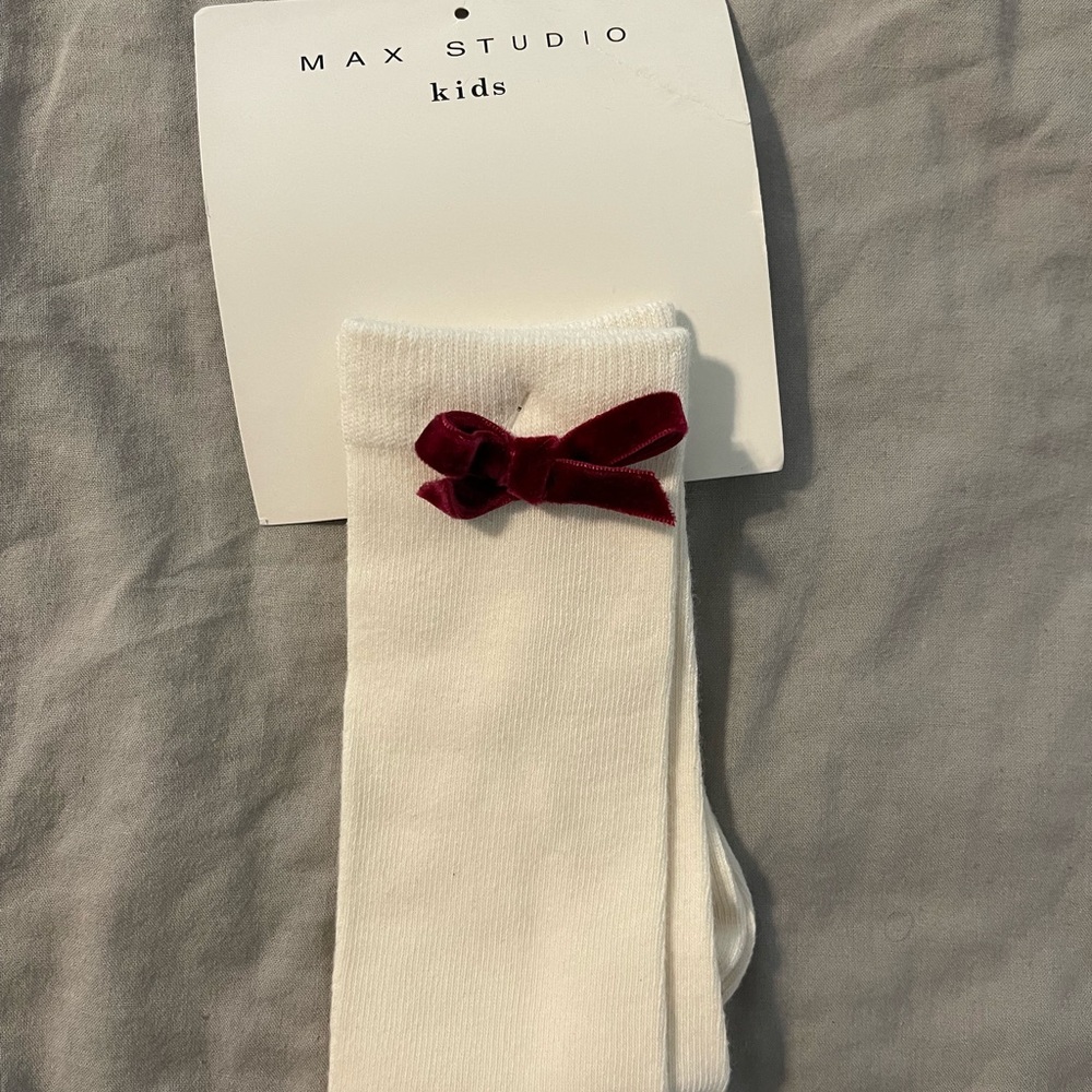 Max Studio Kids White Socks with Velvet Red Bow
